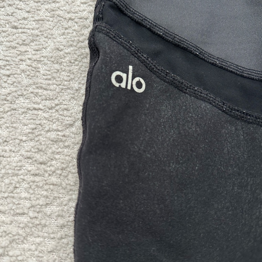 ALO Yoga Women’s Black Full Length Leggings Size XS - Picture 3 of 8